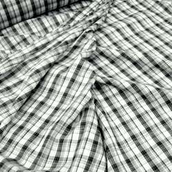 Сорочкова тканина з мережкою в клітину чорну, біла, ш.145