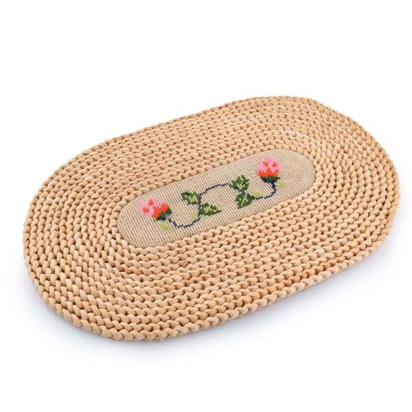 Сервировочный коврик плетеный овальный с вышивкой 2 цветочка 28х44 бежевый