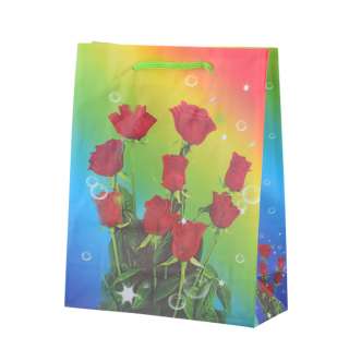 Пакет подарочный 23х18х7,5 см с розами красными радужный