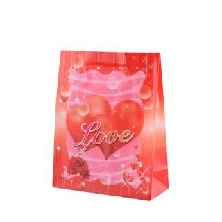 Пакет подарочный 16х12х6 см с сердцем LOVE красный