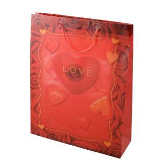 Пакет подарочный 38х30 см с сердцем Love красный
