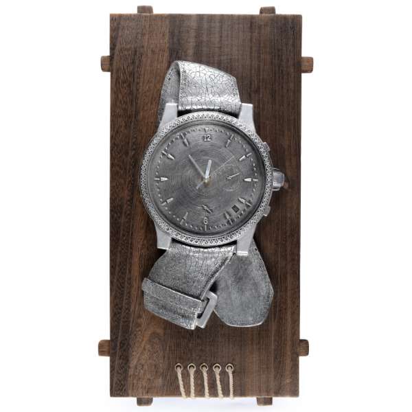 Годинник настінний на дерев'яній основі 60х30х6 см Годинник сріблясті