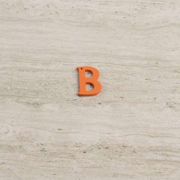 Пришивной декор буква B оранжевая, 25мм