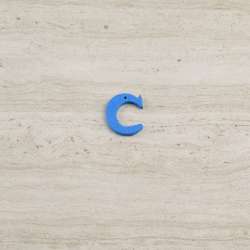 Пришивний декор літера C синя, 25мм