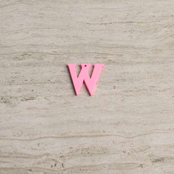 Пришивний декор літера W рожева, 25мм