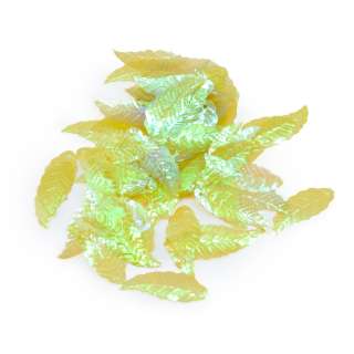 Пайетка хамелеон листик 28х10мм 25 г прозрачная зеленая